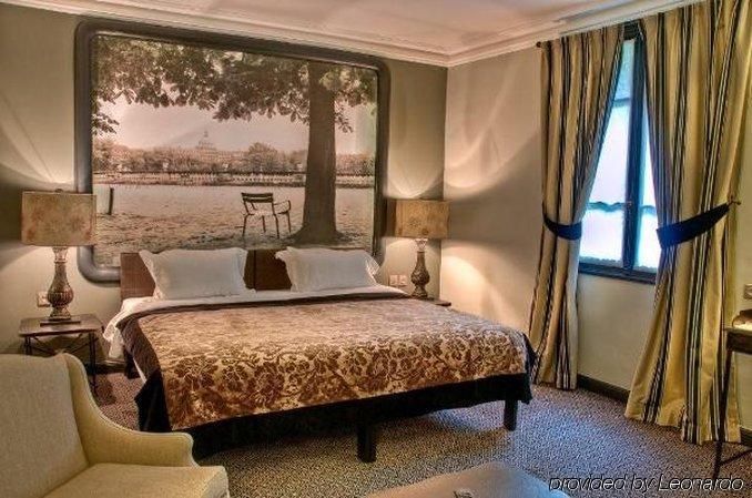 פריז Hotel Fontaines Du Luxembourg חדר תמונה